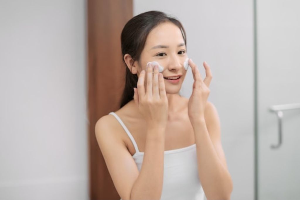 gambar rekomendasi produk sebamed terbaik